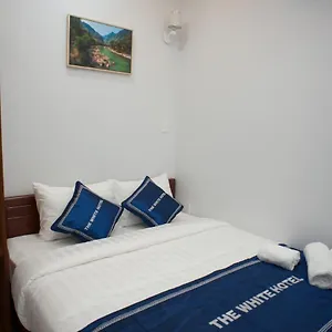 3* Hotell The White House